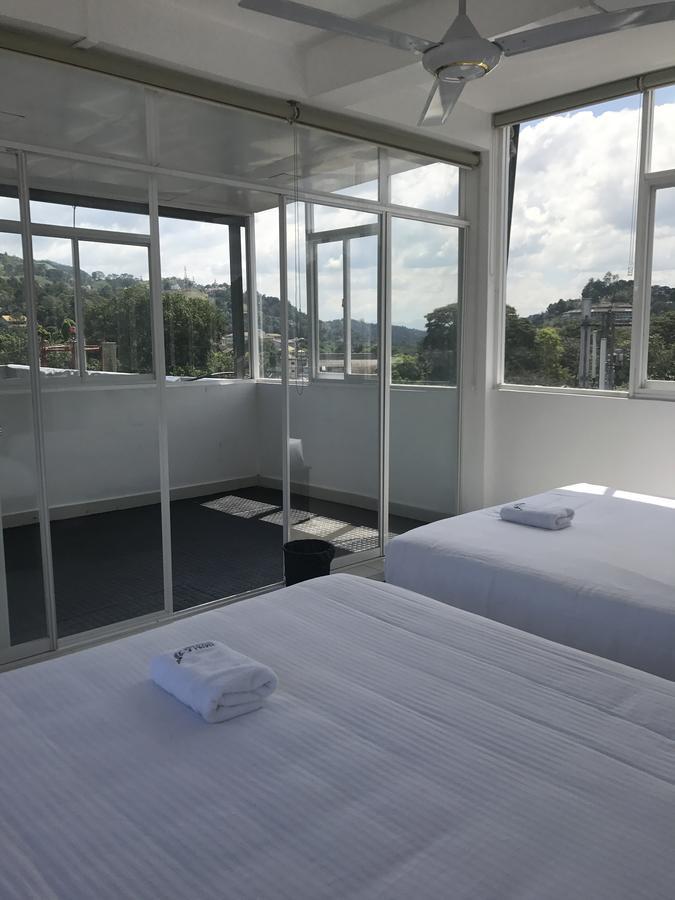 Impala City Hotel And Hostel Kandy 50 Exterior foto